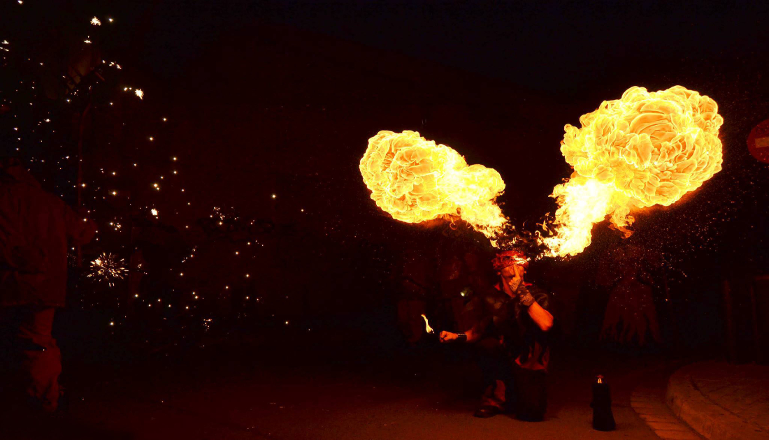 ESPECTACULO DE FUEGO PARA BODAS, AYUNTAMIENTOS,CENTROS COMERCIALES Y EMPRESAS