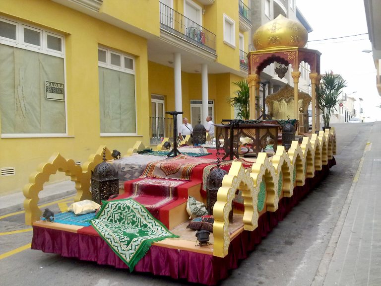 CARROZAS REYES MAGOS Y FIESTAS