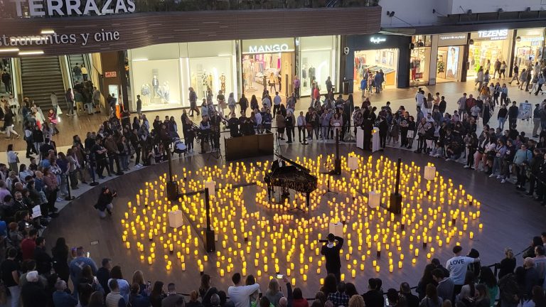 musica en directo centro comercial